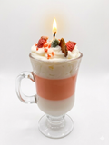 Strawberries and Cream Latte Art Candle – Fruity Dessert Scent
Indulge your senses with this exquisitely craft